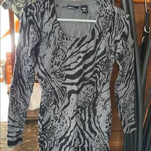 Moda International Gray print sweater dress